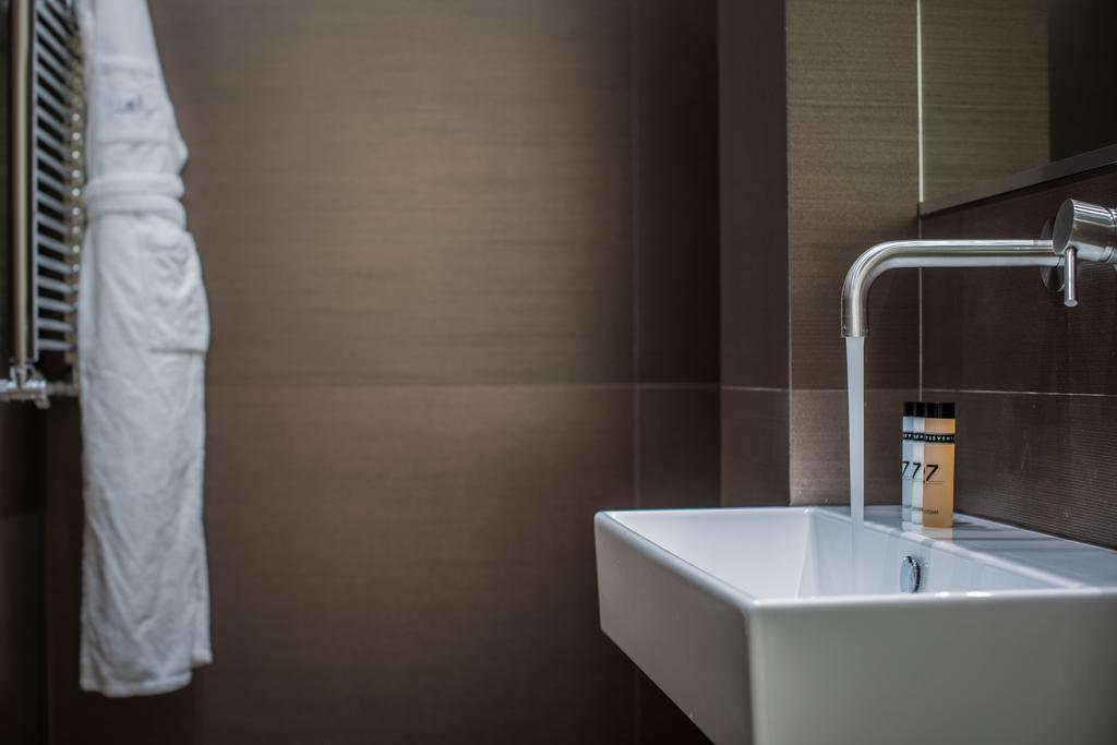 47Luxury Suites - Colosseo Rome Ruang foto